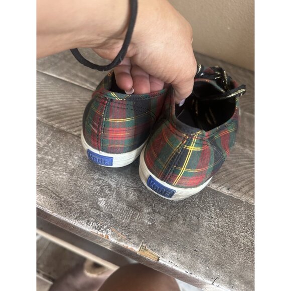 Christmas Ked’s Women’s  8  " Plaid Fabric Lace Up Sneakers - Picture 4 of 6